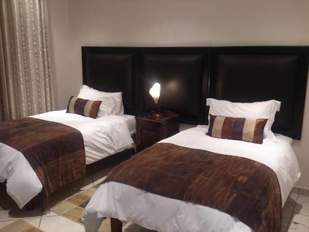 Magaliqua Guest House Noordheuwel Bagian luar foto